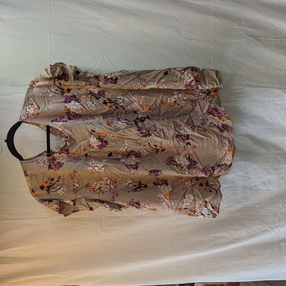Kori America floral top XL NWT